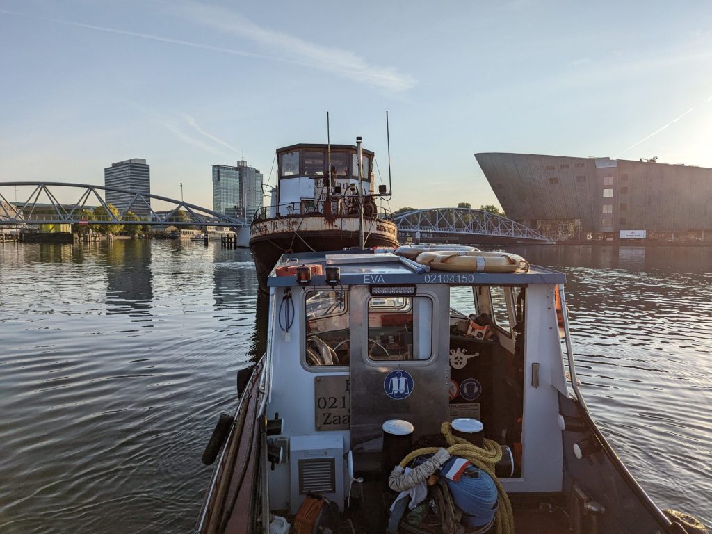 PXL_20220922_063957008